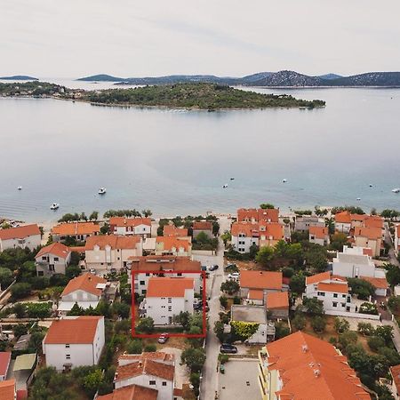 Apartmani Sanja Vodice Buitenkant foto