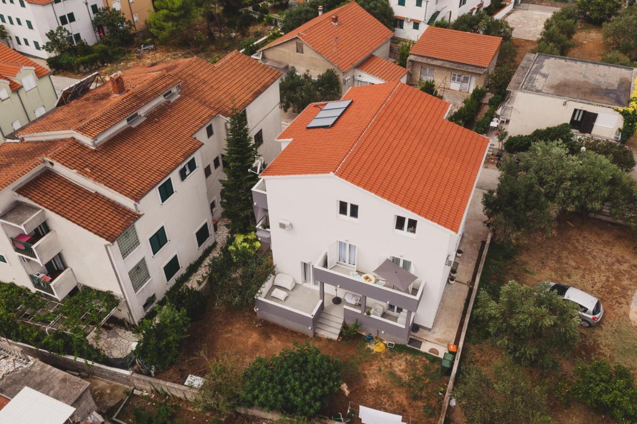 Apartmani Sanja Vodice Buitenkant foto