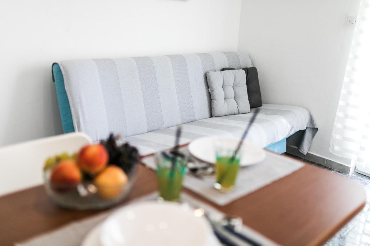 Apartmani Sanja Vodice Buitenkant foto